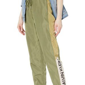 Calvin Klein Performance Pearlescent Nylon Track Pants Army Green L